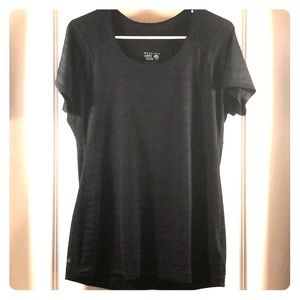 Mountain Hard Wear top